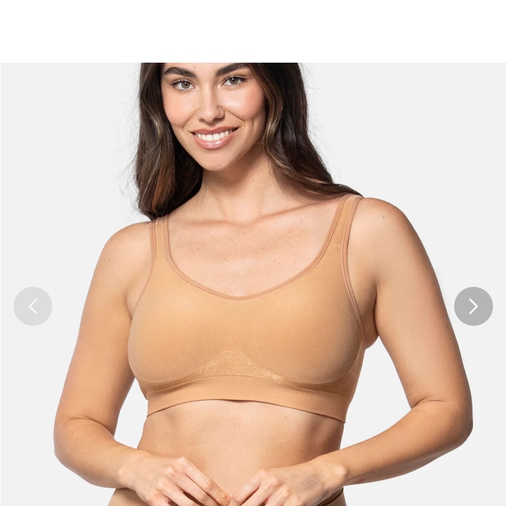 Coffee Seamless Bra with Wide Straps and Scoop Neckline